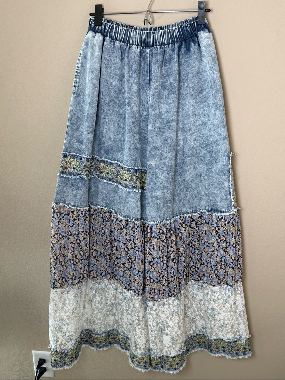 POL Patchwork Wide Leg Jeans Womens Large Denim Lace Pants Boho Hippie Bohemian